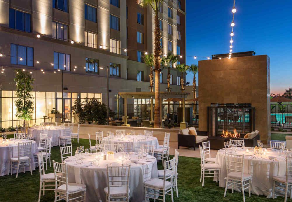Courtyard By Marriott Irvine Spectrum Exteriör bild