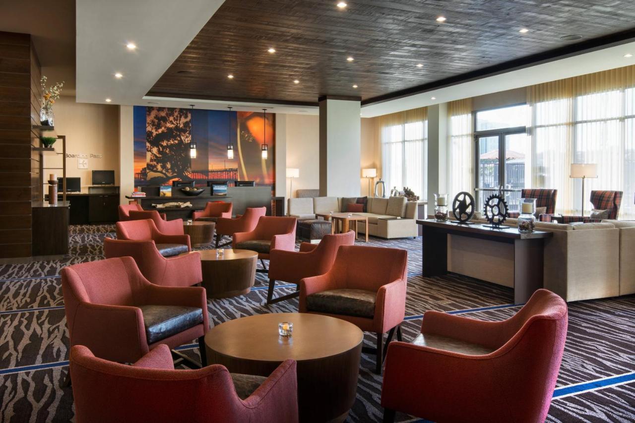 Courtyard By Marriott Irvine Spectrum Exteriör bild