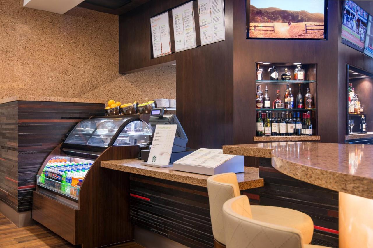 Courtyard By Marriott Irvine Spectrum Exteriör bild