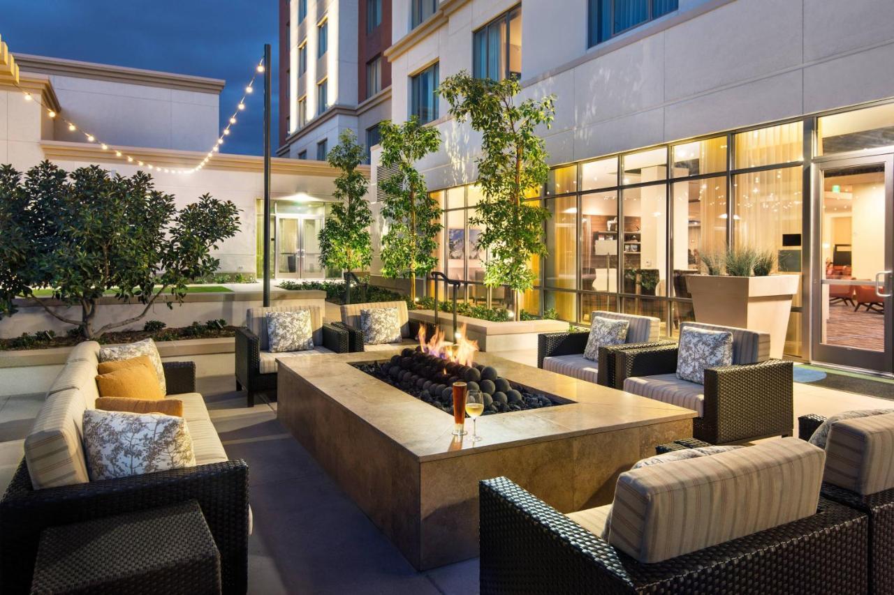 Courtyard By Marriott Irvine Spectrum Exteriör bild